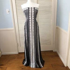BCBG MAXAZRIA MAXI DRESS GOWN. STRAPLESS. SIZE 8
